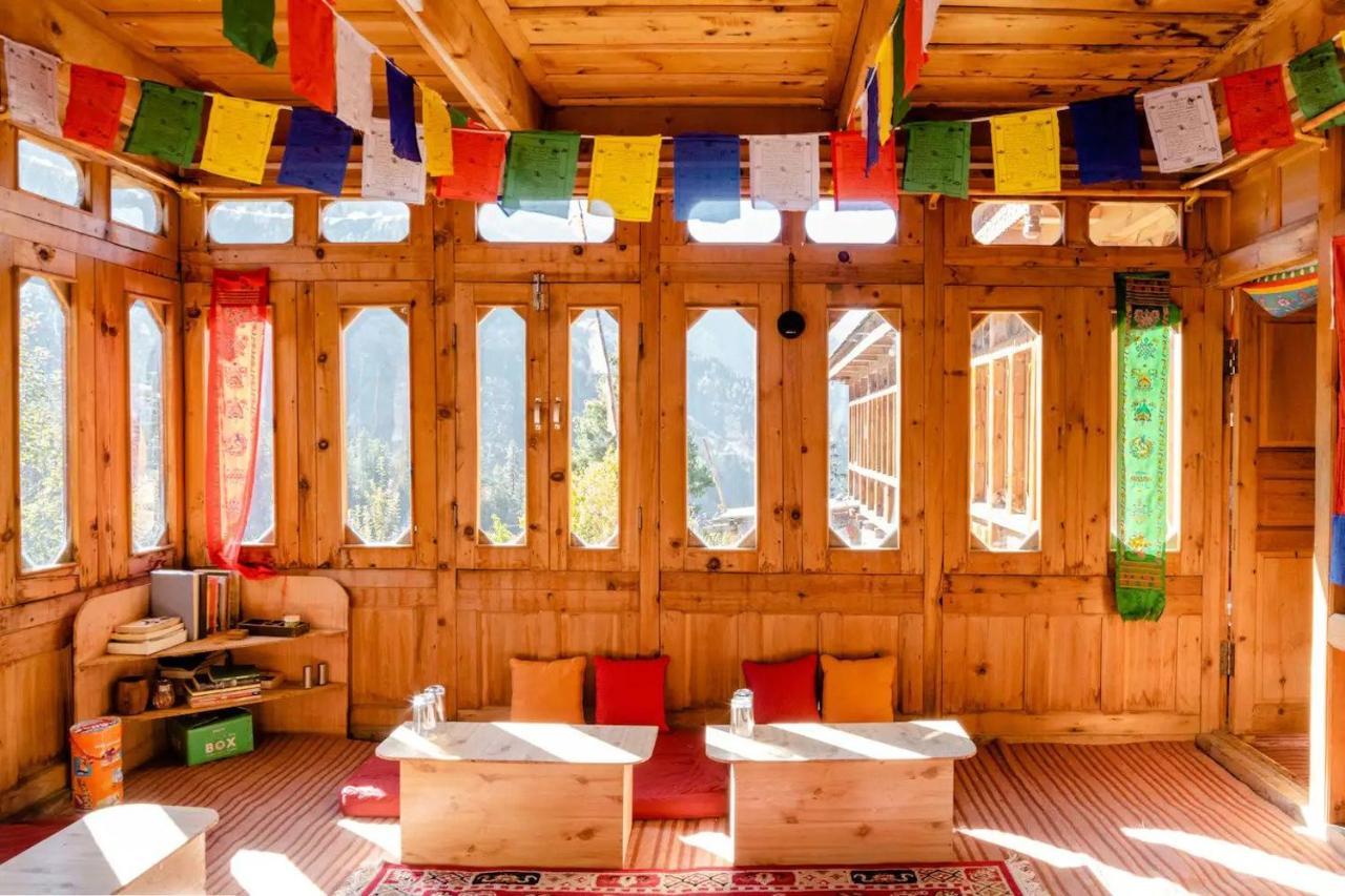 Folktales Residency Lodge *