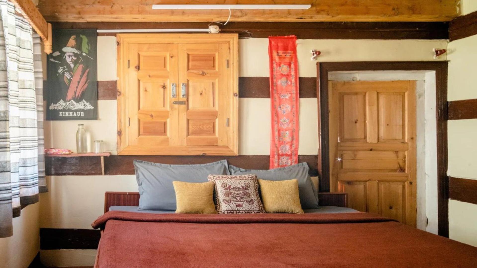 Folktales Residency Lodge Saturang